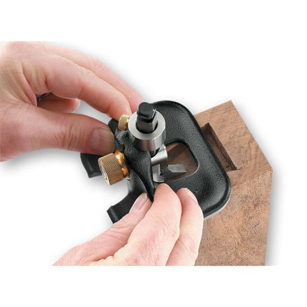 Picture of Veritas Medium Router Plane 6.35mm (1/4") - 717673 05P38.63