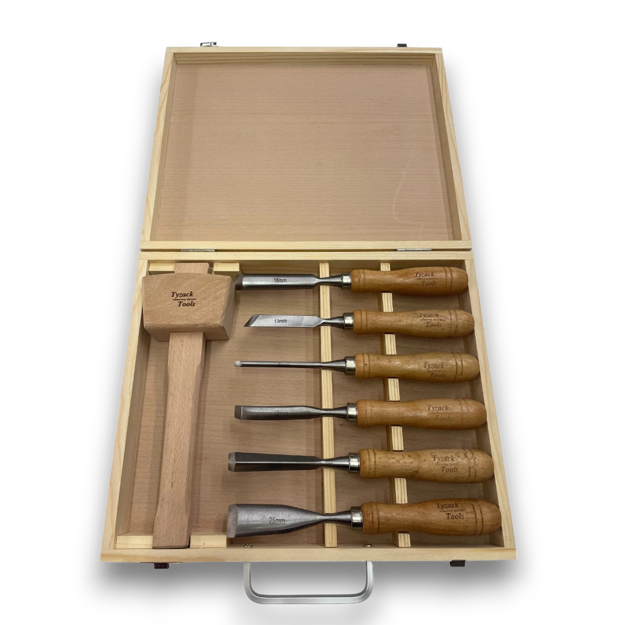 Picture of Tyzack Starter Kit 7 Piece Wood Carving Chisel Set With Mallet In Wooden Box
