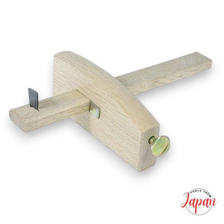Japanese Sujikebiki Dai 180mm marking gauge with wooden body and single steel cutter blade.