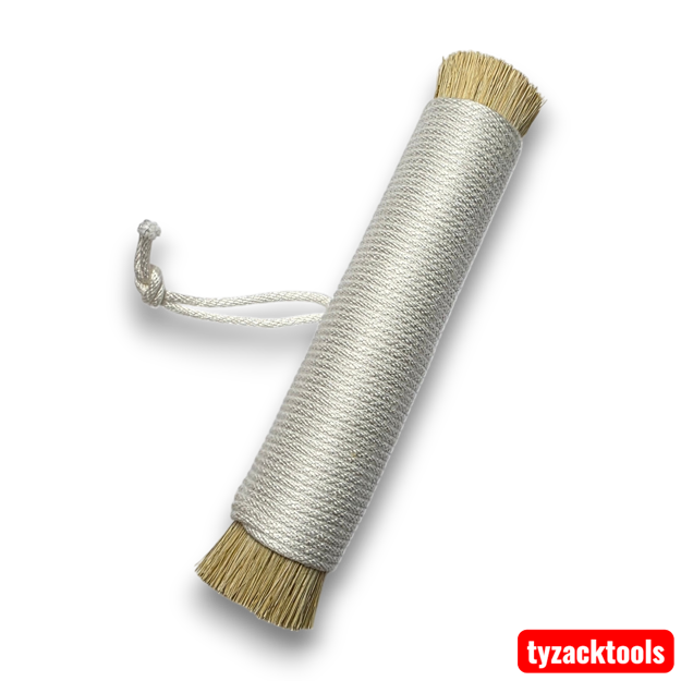 Uzukuri Brush with natural Tampico plant fiber bristles for wood graining