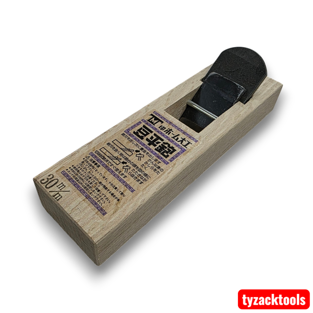 Japanese Mame Kanna 30mm woodworking hand plane for precision smoothing and fine finishing.