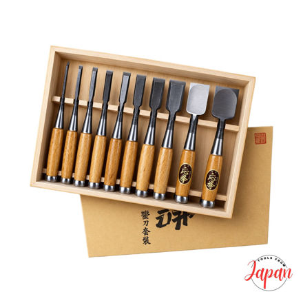 Fugikawa Japanese White Steel laminated socket chisel with Red Oak handle